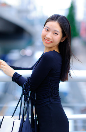 婚活アプリ用写真